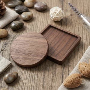 Wholesale ILAHI's Eco-Friendly Brown Square Wooden Coaster Classic Design Tabletop <b>Protective</b> Accessory Customizable Size Home - Product Image 4