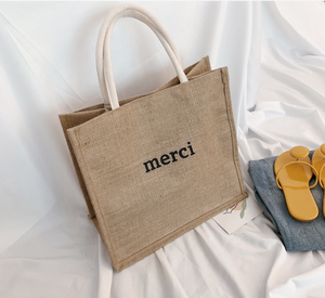 Bolsa de Playa de Yute Estampada con Diseños Personalizados, Diseños Únicos para la Colección de Playa de Verano a la Moda - Product Image 1