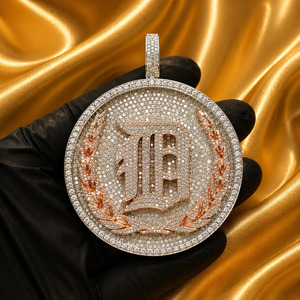 Collier pendentif de baseball personnalisé en argent sterling 925, médaillon de baseball pavé de zircone cubique, bijoux sportifs, logo et numéro personnalisés - Product Image 1