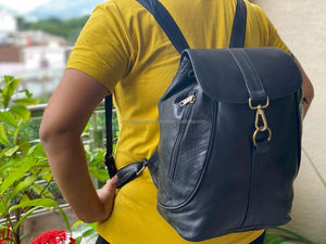 กระเป๋าเป้สะพายหลังหนังสไตล์วินเทจสีดำสไตล์ใหม่กระเป๋าสะพายหลังสำหรับเดินทางกระเป๋าหนังสำนักงานความจุขนาดใหญ่ - Product Image 3
