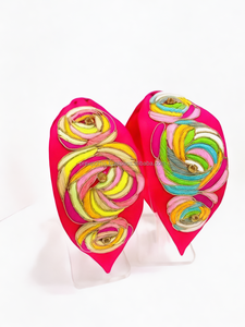 Serre-tête unisexe ajustable bleu fait main, écologique, avec broderie perlée dorée et blanche et motif de sequins circulaires - Product Image 4