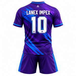 Tenue de football personnalisée en gros : Maillot et short de football respirants à séchage rapide, kit d'équipe par sublimation pour clubs et joueurs - Product Image 3