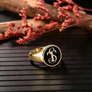 Bague d'École BOJ 065 Personnalisée sur Mesure pour Diplômé Universitaire, Bague de Fin d'Études Secondaires ou Universitaires pour Femme avec Pierre de Naissance en Argent 925 – Nouveauté Tendance - Product Image 4