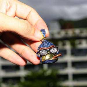 Colgante de Plata de Ley 925 con Moissanita, Nuevo Estilo Hip Hop, Corte Brillante Redondo, Claridad VVS - Product Image 2