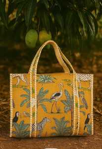 กระเป๋าโท้ทผ้าควิลท์คันธา 100% ผ้าฝ้าย พับได้ ลายเรขาคณิต ทำมือ สะพายไหล่ เป็นมิตรกับสิ่งแวดล้อม ใช้ซ้ำได้ สำหรับช้อปปิ้งหรือไปทะเล - Product Image 4