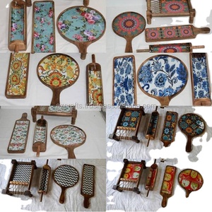 2022 nouvelle planche à découper en bois ronde personnalisée bloc à découper en bois et résine de l'Inde pour une utilisation en cuisine produit de cuisine à domicile - Product Image 1