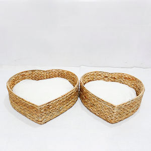 Cama para Mascotas en Forma de Corazón de Jacinto de Agua Natural, Cojín Suave, Transpirable y Ecológico, Casa para Perros y Gatos - Product Image 5