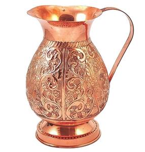 Pichet à eau en cuivre au design élégant Design floral en relief Articles utilitaires de cuisine à l'aspect unique Vaisselle à usage polyvalent - Product Image 2