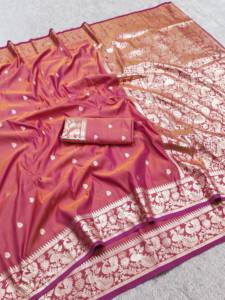 Sari Tradicional Indio de Seda Banarasi con Tejido Zari, para Bodas, Eventos Festivos, Atuendo Femenino Reciclado - Product Image 3