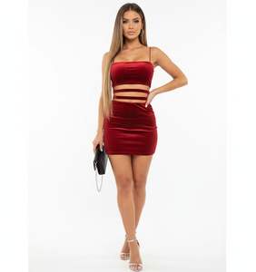 เดรสกำมะหยี่สไตล์เกาหลีทันสมัยสำหรับผู้หญิงปี 2026 แบบมินิเดรสผ่าข้าง แขนกุด ทรงเข้ารูป เหมาะสำหรับงานปาร์ตี้ - Product Image 6