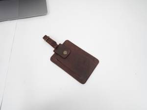 ป้ายแท็กกระเป๋าเดินทางหนังแท้แบบกำหนดเอง ป้ายชื่อกระเป๋าเดินทางแบบปกปิดข้อมูลส่วนตัว ป้ายแท็กกระเป๋าเดินทางส่วนบุคคล ป้ายแท็กกระเป๋าเดินทางแบบขายส่ง LMP-0164 - Product Image 2