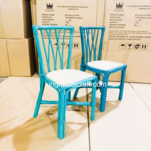 Chaises en rotin faites à la main pour enfants, idéales pour la location événementielle, les fêtes d'anniversaire, les mariages, les cérémonies, les fêtes bohèmes et la décoration de lieux. - Product Image 6