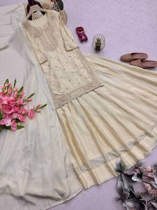 Ensemble de robe Anarkali traditionnelle en coton crème pour femmes, coupe régulière, longueur au sol, tenue de mariage, style Inde Pakistan - Product Image 6