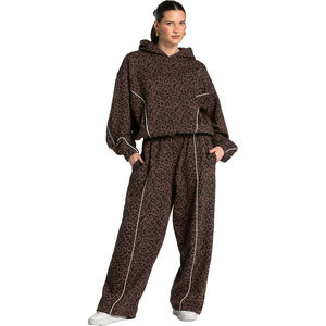 Designer Women Leopard Pattern Jogger <b>Set</b> Premium OEM Wholesale Factory Supplier USA Fashion Lounge Activewear Collection - Product Image 1