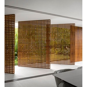 Panel Decorativo de Madera de Sheesham Hecho a Mano con Diseño Jali - Arte Tradicional al por Mayor - Product Image 2