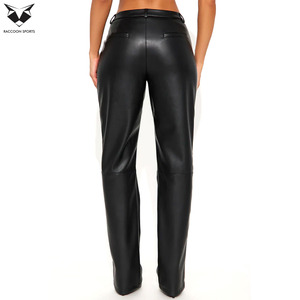 Pantalon en cuir PU noir pour femme avec bande latérale blanche, taille haute, ourlet fendu, style sport chic, sexy, pour clubbing - Product Image 2