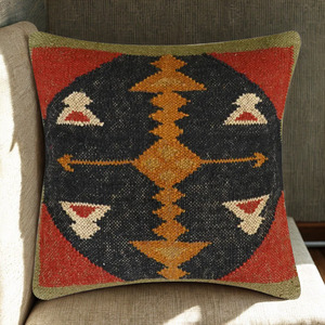 Coussin géométrique en laine et jute tissé à la main, écologique et biologique, garnissage 100% coton, toutes saisons, décoration intérieure et extérieure pour hôtel et maison - Product Image 1