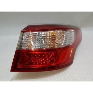 Luz Trasera Derecha Usada con Certificación OE Latitude 26550029R Ajuste Universal 220x400x620mm - Product Image 4