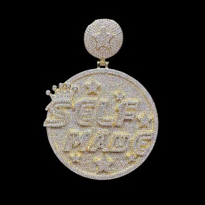 Collar con Colgante de Letra Redonda con Diamantes, Chapado en Rodio, Hecho a Mano, Edición Limitada, para Hombres, Ideal para Fiestas - Product Image 3