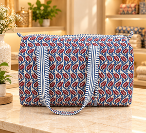 Sac fourre-tout de week-end décontracté et sportif en coton 100% Kantha matelassé, style bohème safari, avec fermeture éclair, tactique, écologique, durable et grand format - Product Image 2