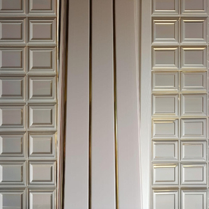 Tấm trần PVC nghệ thuật AVRO, hệ thống khung trần, chống ẩm, chống mốc, cách nhiệt, dùng cho lắp đặt tại trung tâm thương mại, khách sạn, bệnh viện - Product Image 4