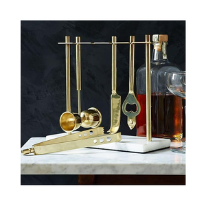 Juego de herramientas de barra de latón para decoración de mostradores de fiestas, hecho a mano, para bares domésticos y estaciones de coctelería profesionales con soporte de mármol. - Product Image 1