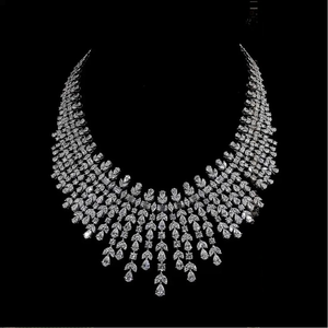 Collier pendentif en diamant de laboratoire or blanc 55 carats multi-tailles couleur D-E clarté VVS-VS pour mariage, fiançailles, soirée, tendance - Product Image 1