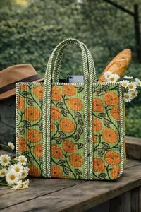 Sac fourre-tout matelassé en pur coton fait main indien pour femme, idéal pour la plage, les soirées, le rangement et les voyages, imprimé - Product Image 4