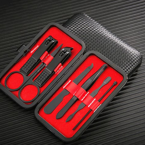 Set de 7 Piezas para el Cuidado de las Uñas en Casa, Herramienta de Manicura con Abertura Grande, Unisex, Compacto, Regalo con Cortaúñas y Pinzas para Cejas - Product Image 1