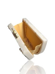 Offre Spéciale : Figurine Artisanale Orion en Résine Artificielle – Décoration Artistique pour la Maison, Sculpture de Luxe pour Soirées et Collections de Boutiques - Product Image 4