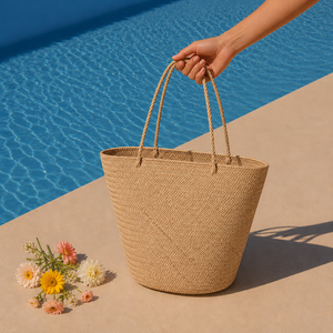 Bolso de mano de paja tejida para mujer, color sólido, parte superior abierta, gran capacidad, estilo bohemio, para playa, verano - Product Image 1