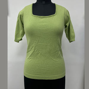 Pull-over élégant en maille fine et douce à col carré pour femmes et jeunes filles – Idéal pour l'été - Product Image 3