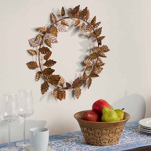 Couronne rustique en métal feuille de chêne, finition cuivre bronze vintage, élégante pour l'automne et la récolte, décoration murale ou à suspendre à la porte d'entrée pour les fêtes - Product Image 3