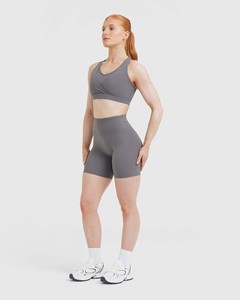 Shorts de sport taille haute gris cendré pour femme, les plus vendus, avec ceinture élastique compressive, anti-transpiration, respirants et écologiques - Product Image 4