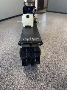 Husqvarna 450 d'occasion de 2019, accompagnée d'un kit de motoneige MTN.TOP (C3) de 2023, 80 heures d'utilisation, livrée avec pièces d'origine et manuel, à vendre. - Product Image 6