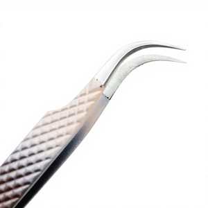 Pince à épiler pour extensions de cils, couleur nude et marron, revêtement poudré, 3 pointes différentes, pointe argentée / emballage en boîte blanche - Product Image 3