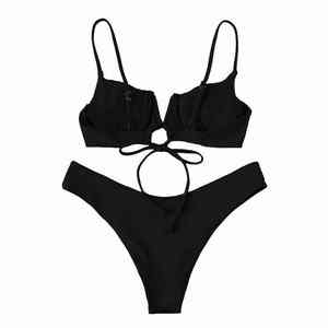 Conjunto de Bikini Premium con Tejido Elástico y Suave, Traje de Baño de Dos Piezas con Diseño Minimalista para Mujer, Ideal para la Playa - Product Image 2