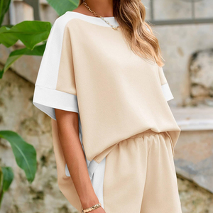 Nouvel ensemble deux pièces t-shirt et short pour femme, design tendance, col rond, prix abordable - Product Image 3