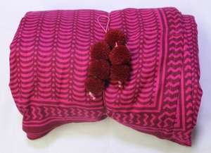 Paréo de plage imprimé rayé 2-en-1 : Écharpe en polyester et coton côté avant, serviette côté arrière - Product Image 3