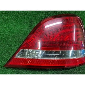 Luz Trasera Derecha Usada Equus 924023N010 - Product Image 2
