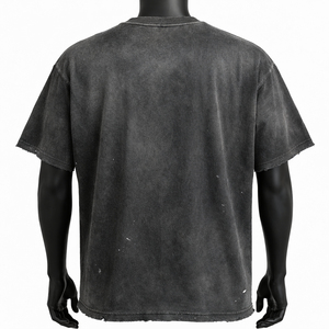 เสื้อยืดไหมพรมสีดำทรงโอเวอร์ไซส์สำหรับผู้ชาย สไตล์พรีเมียม สตรีทแวร์ วินเทจ ทรงปกติ ล้างสีแบบแอซิดวอช จำหน่ายจำนวนมาก - Product Image 4