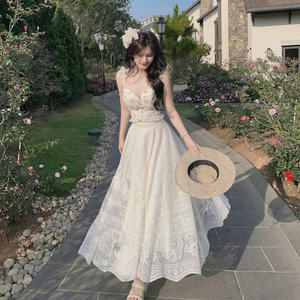 Ensemble deux pièces décontracté d'été pour femme en coton écologique, coupe ajustée, confortable, naturel, tendance, lavable et personnalisable - Product Image 2