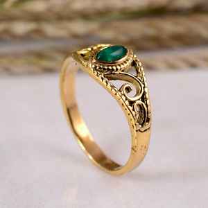 Antique Gold Brass Green Malachite 14K Gold Plated Bezel Setting Intricate Leaf Motif Textured Marquise Artisanal Botanical - Product Image 4