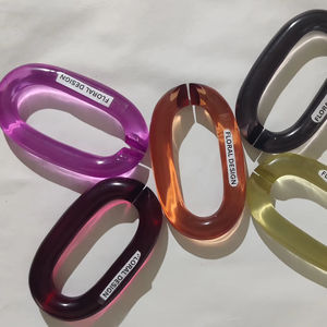 Arte en resina decorativo: Nuevo diseño colorido de eslabones de cadena de resina de tamaño grande y pequeño para decoración de paredes > Adornos colgantes de pared - Product Image 3