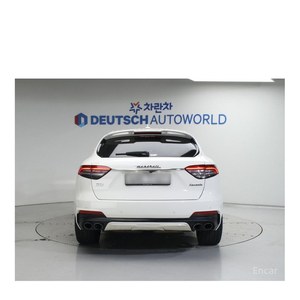 Maserati Levante 3.8 GTS AWD Modelo Diciembre 2018 con 67,352 km, Volante a la Izquierda, Caja de Cambios Automática, Cámara Trasera - Product Image 5
