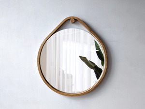 Miroir mural en bois sculpté à motifs floraux, miroir mural artisanal en bois pour la décoration intérieure, miroir suspendu en gros, accessoire décoratif - Product Image 2