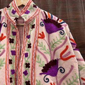 Veste en velours beige brodée pour femme, style bohème ethnique, manteau vintage fait main, vêtement d'extérieur - Product Image 2
