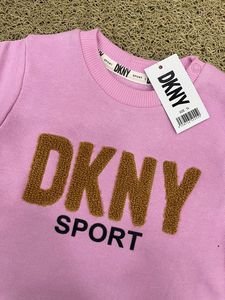Ensemble sweat-shirt et pantalon pour enfants, qualité export, marque Stockify, manches longues, hiver, élégant, chaud, vêtements décontractés pour enfants, en vente - Product Image 5