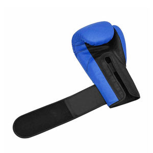 Nouveaux gants de boxe personnalisés à prix avantageux, de qualité supérieure, légers, nouveau design, fabriqués au Pakistan - Product Image 2