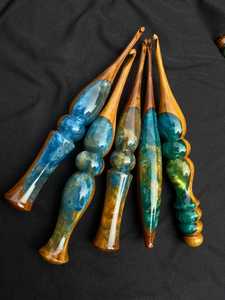 Luxury Handmade Resin <b>Crochet</b> <b>Hook</b> With Artistic Finish For Premium Crafting Experience And Elegant Style High Performance Epoxy - Product Image 5